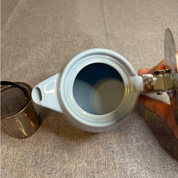 Blue Teapot w/ Cherry Blossoms.  Ceramic with steel Infuser. - Picture 5 of 8